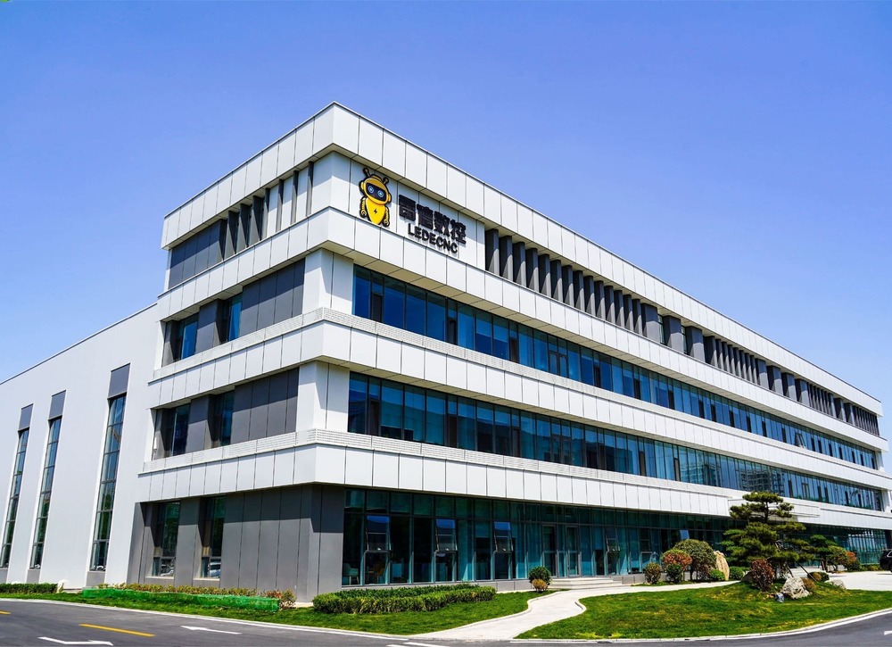 À propos de LEADCNC   